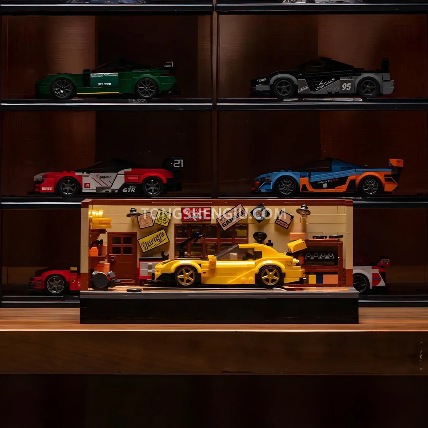 side view of xiaojiaodu jd098 8-stud wide car vintage garage building blocks set model car