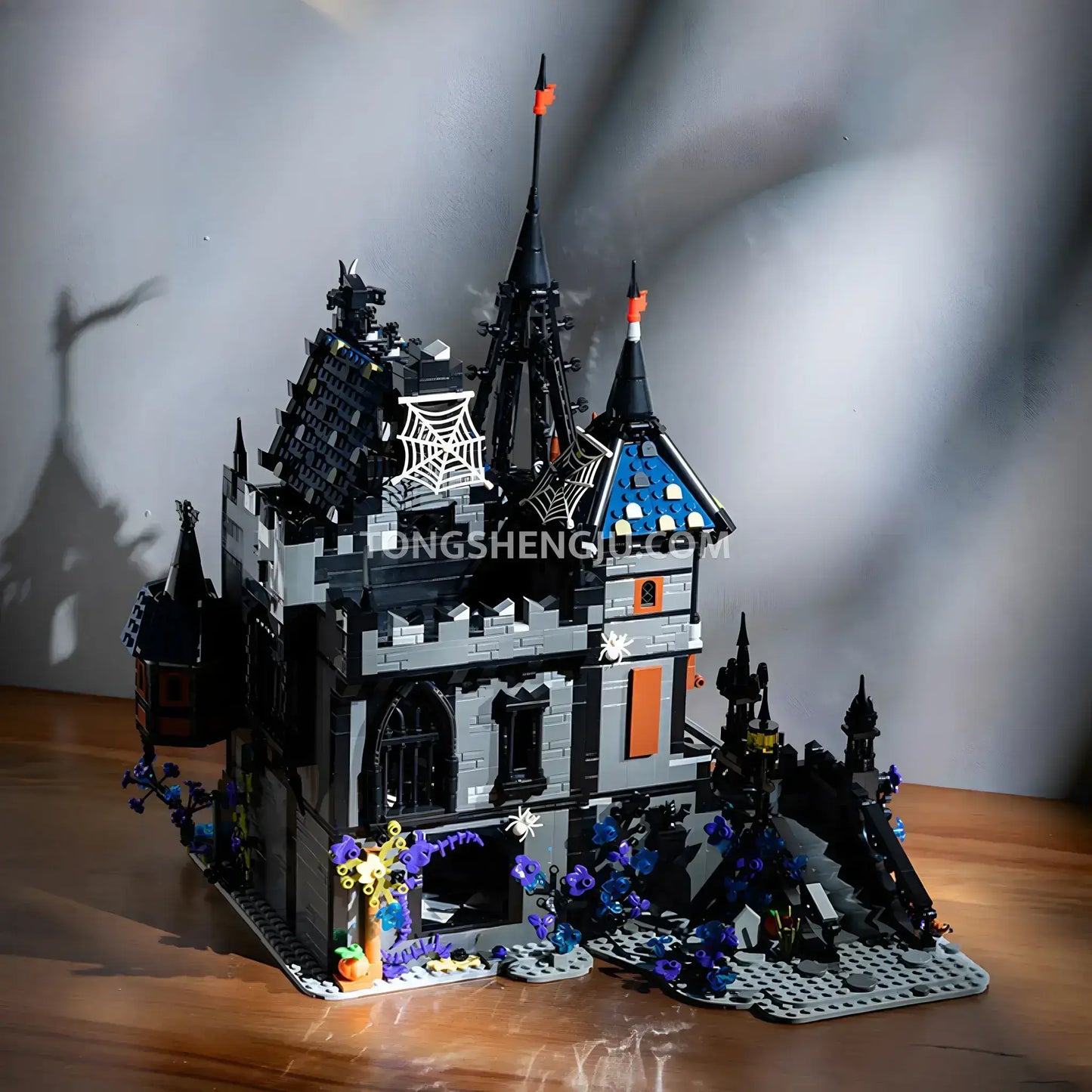 top view of xiaojiaodu jd099 dracula castle model building blocks set