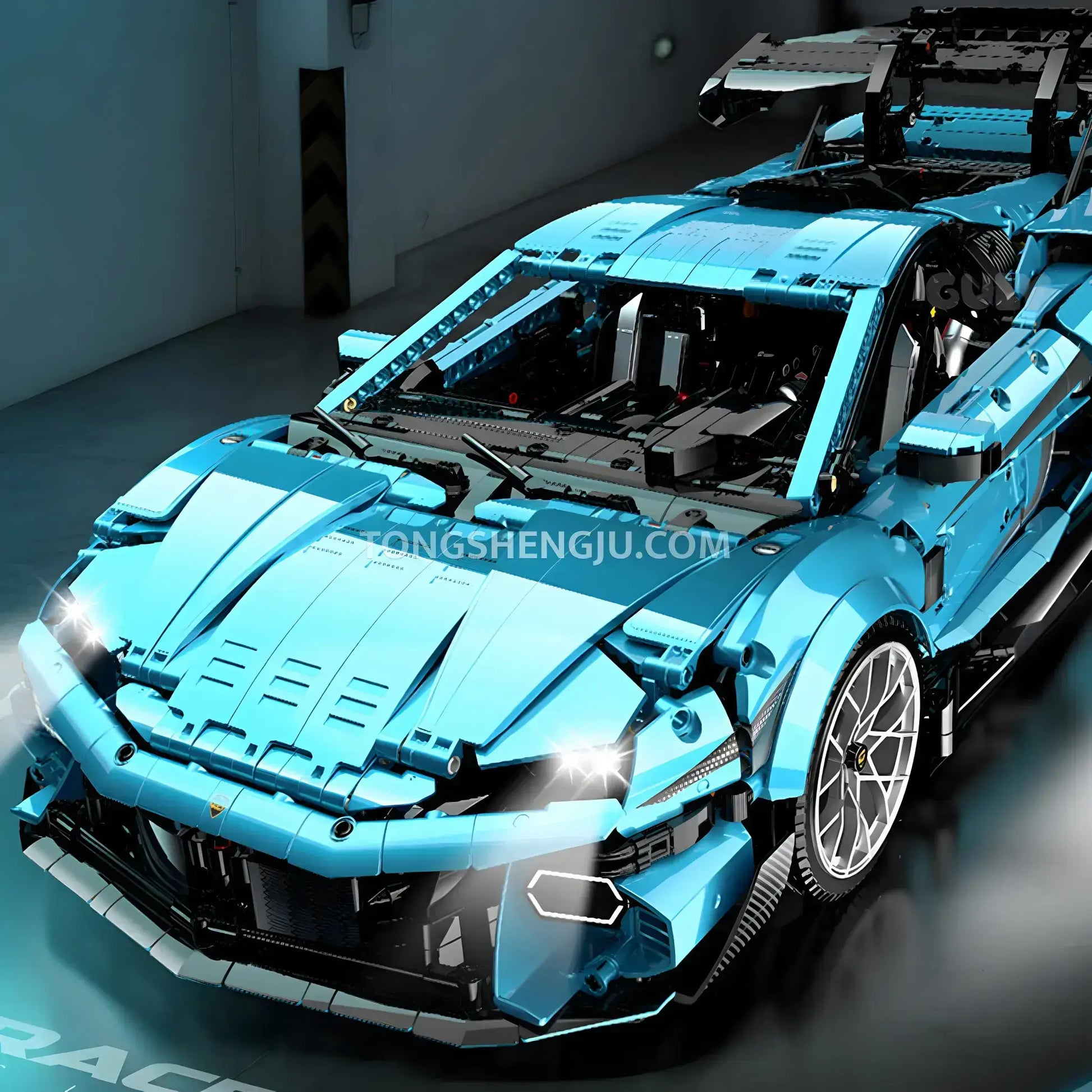 Tongshengju GULY Huracan Sports Car Building Blocks Set For Adults