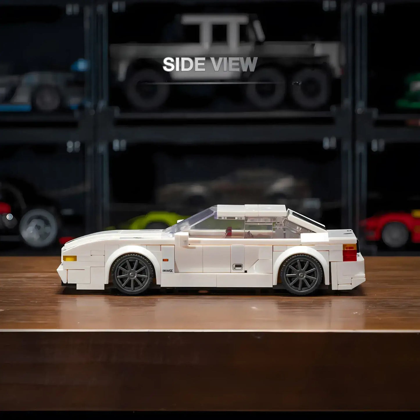 side view of xiaojiaodu jd075 bmw E31 model car building blocks toy